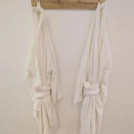 Appartement, & Διαμέρισμα